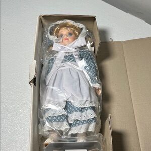 Vintage Heritage Collection Storybook Porcelain Doll Little Bo Peep New